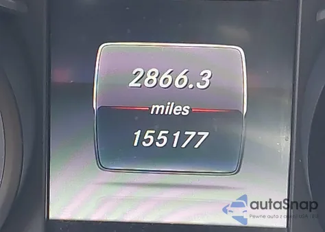 2016 Mercedes-Benz C 300 z USA, uszkodzony, nr VIN 55SWF4JB7GU105306